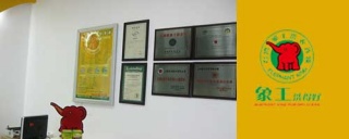 冬去夏至，迎來(lái)干洗店加盟旺季，看著都賺錢(qián)。