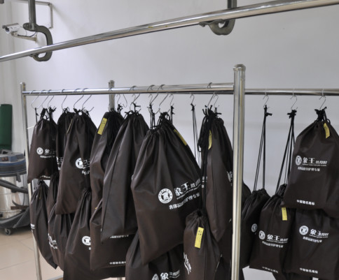 加盟澳潔干洗店需要多少錢?