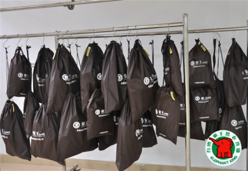 銀川干洗加盟哪家公司好? 銀川干洗加盟哪家公司好?